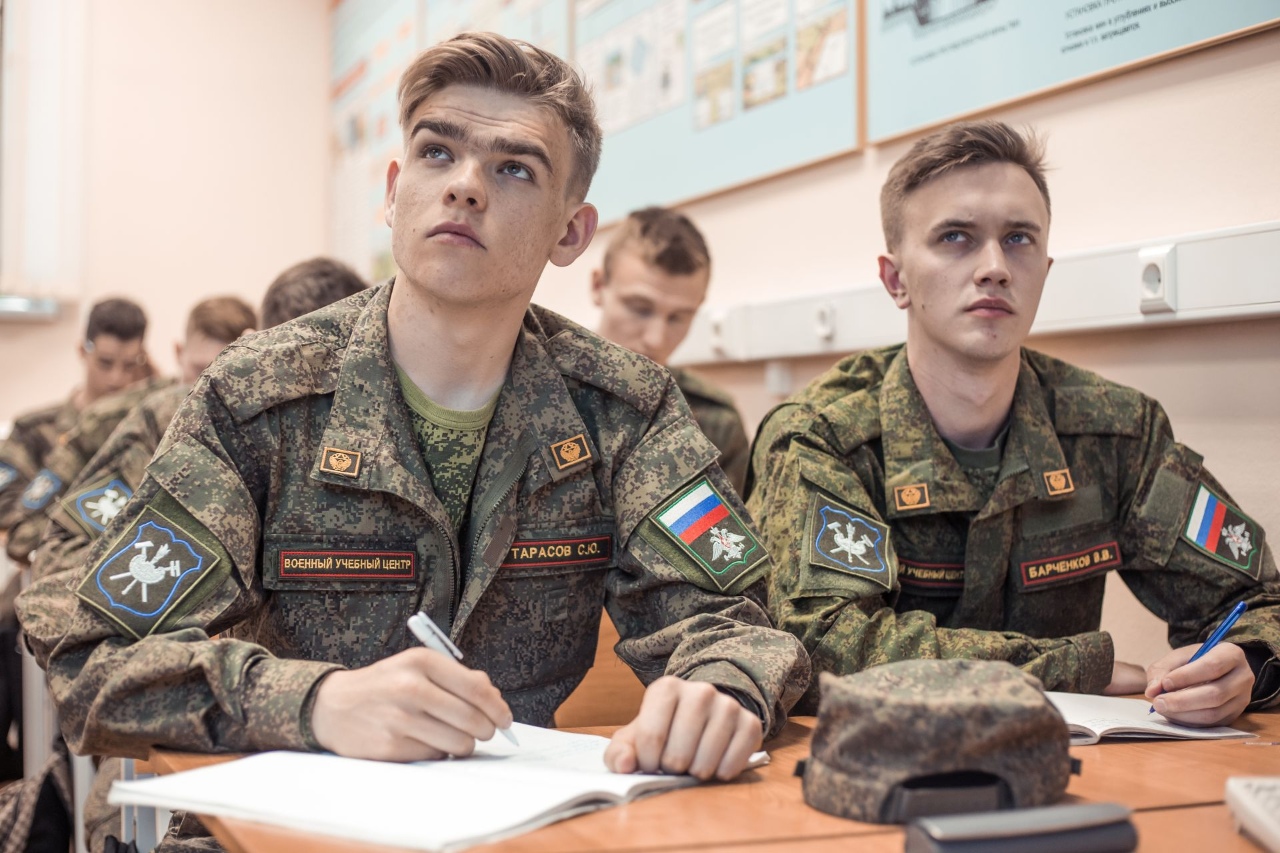 Сколько учиться в военном училище